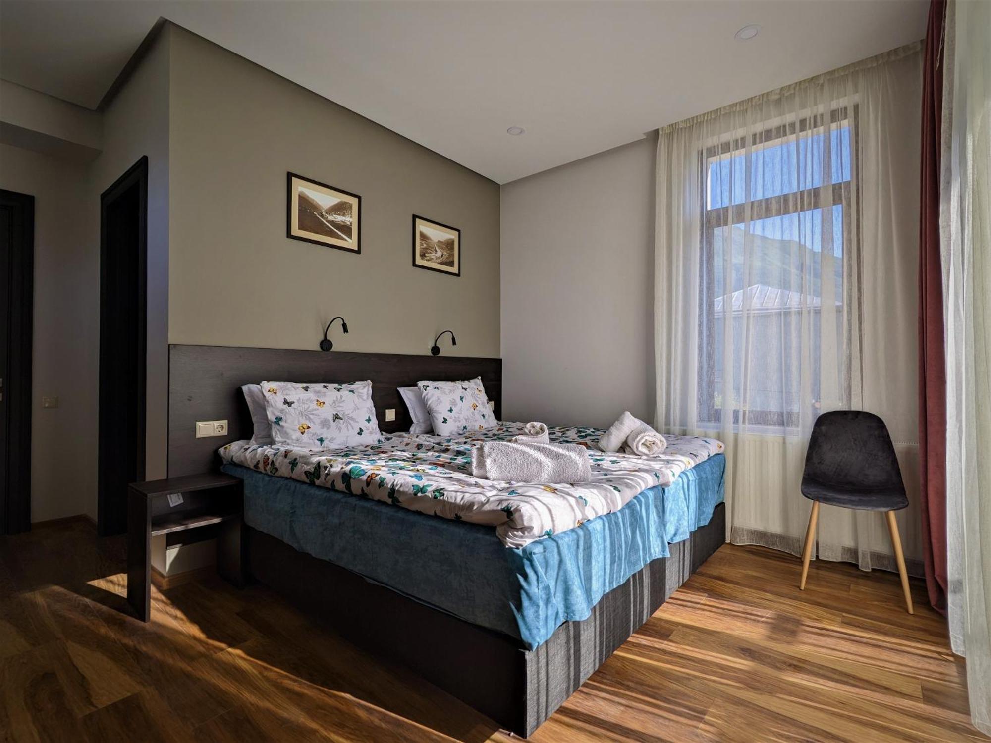 Milky Way Hotell Kazbegi Eksteriør bilde
